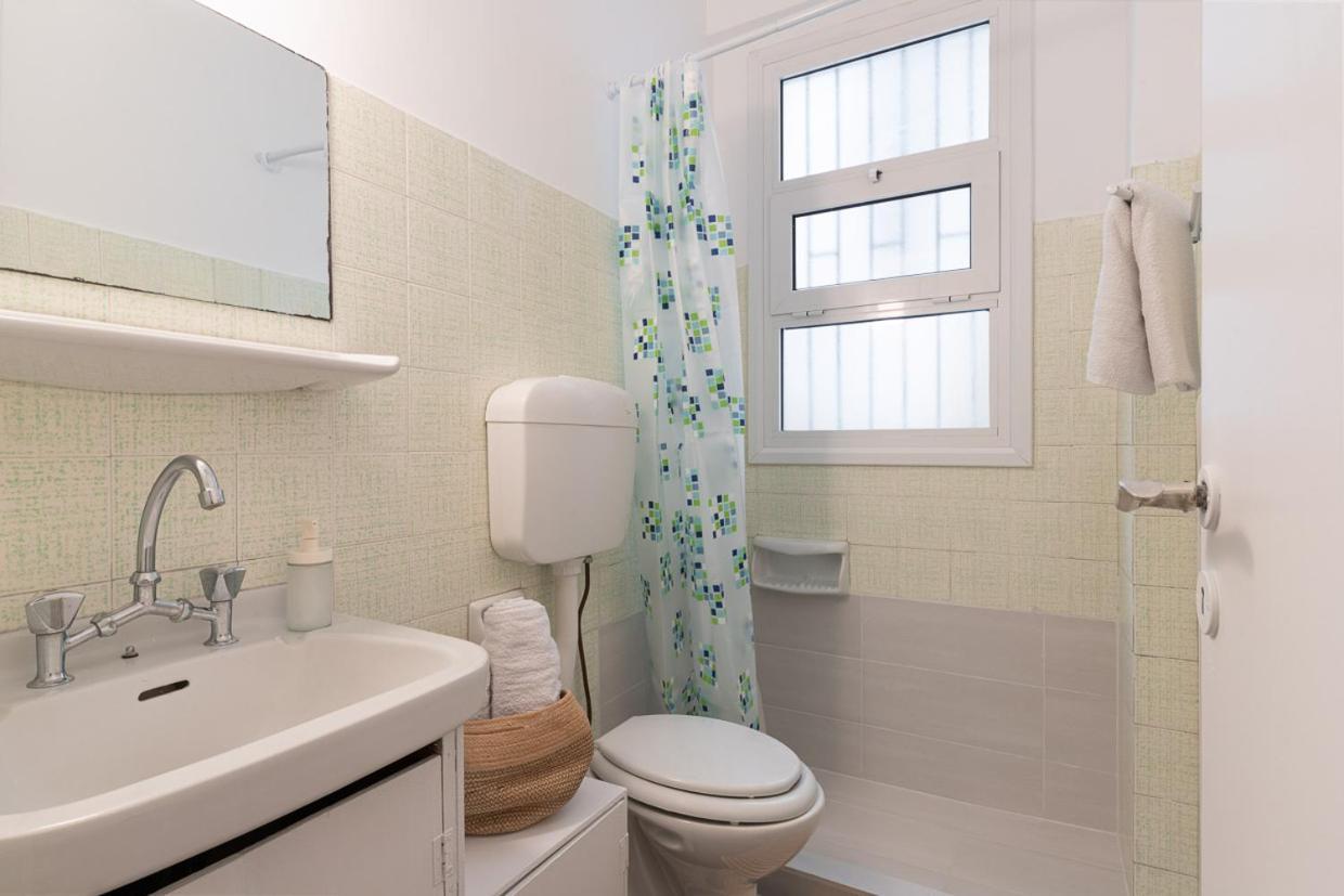 Comfort Aparment In Exarcheia Афины Экстерьер фото